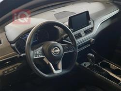 نيسان ألتيما